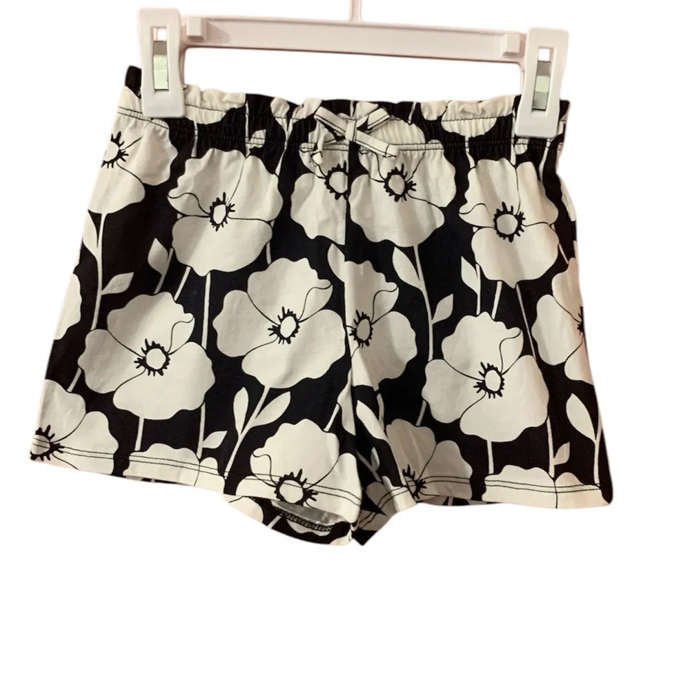 The Children’s Place Floral Black and White Off-Shoulder Short Set Girls 5T